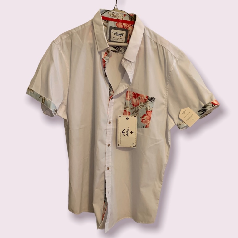XL Voyage button down shirt